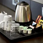 Hotel Premier Gloucester St South 3*