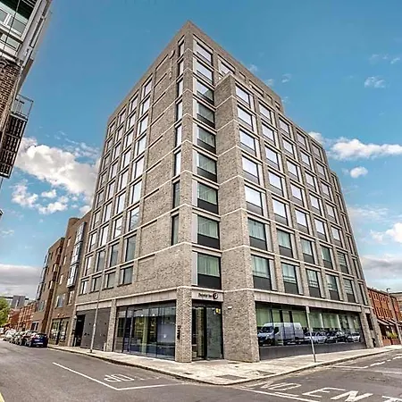 Hotell Premier Gloucester St South