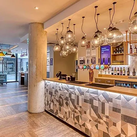 Hotell Premier Gloucester St South 3*
