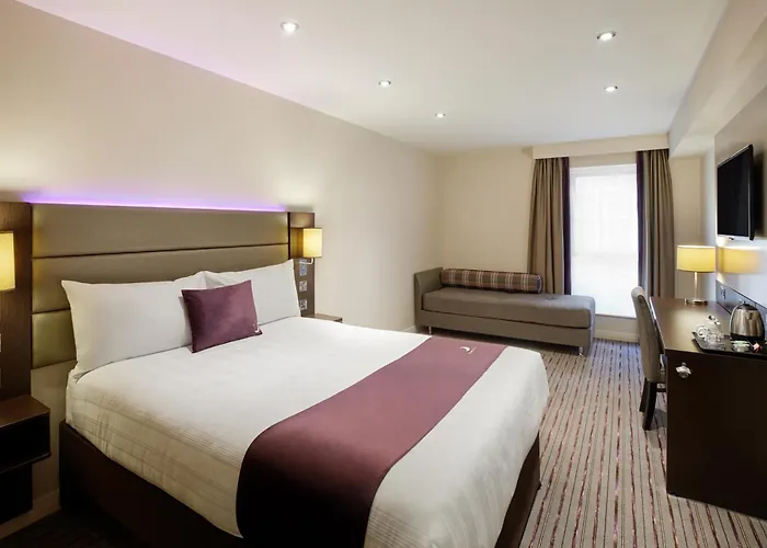 Premier Gloucester St South Отель 3*